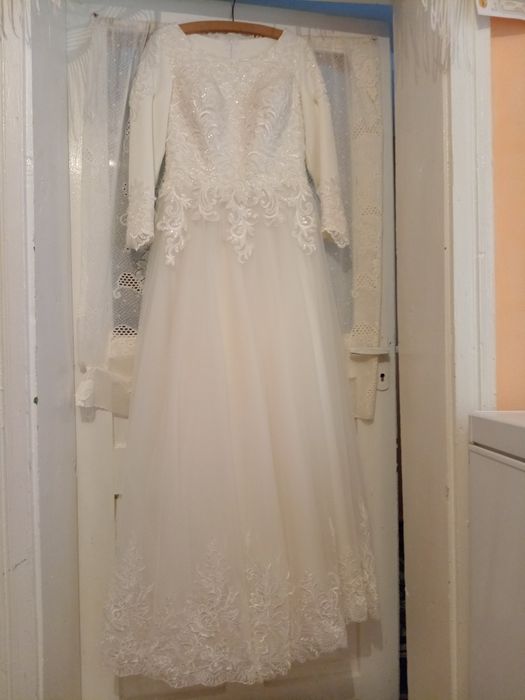 Vand rochie de mireasa... Nu a fost îmbrăcată niciodată