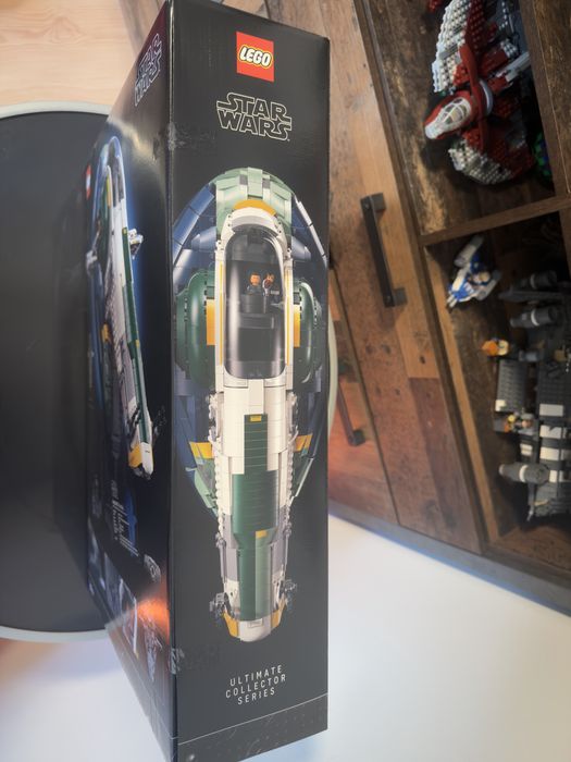 Lego Star Wars Jango Fett’s Starship UCS 75409