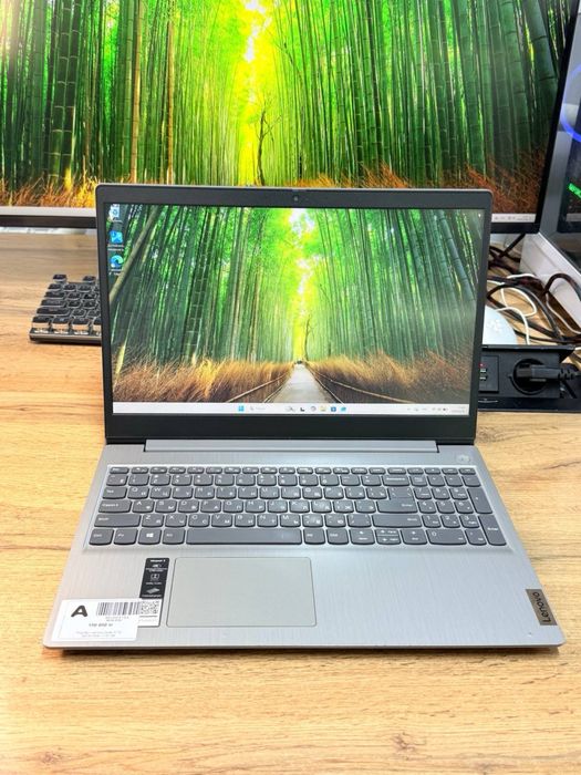 Ноутбук  Lenovo
