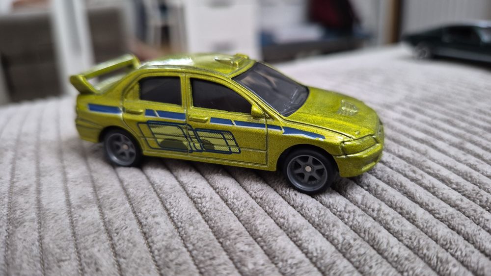 Модельки hotwheels