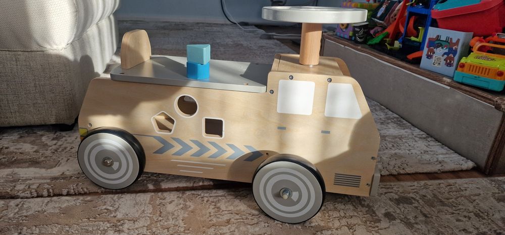 Masina de lemn Mamabrum