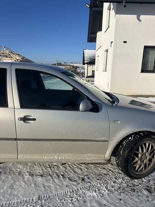 Vand golf-4 din 1998