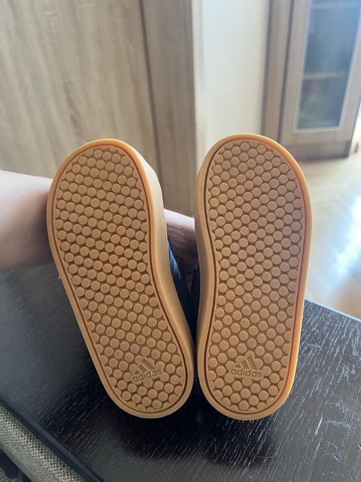 Детски Adidas маратонки
