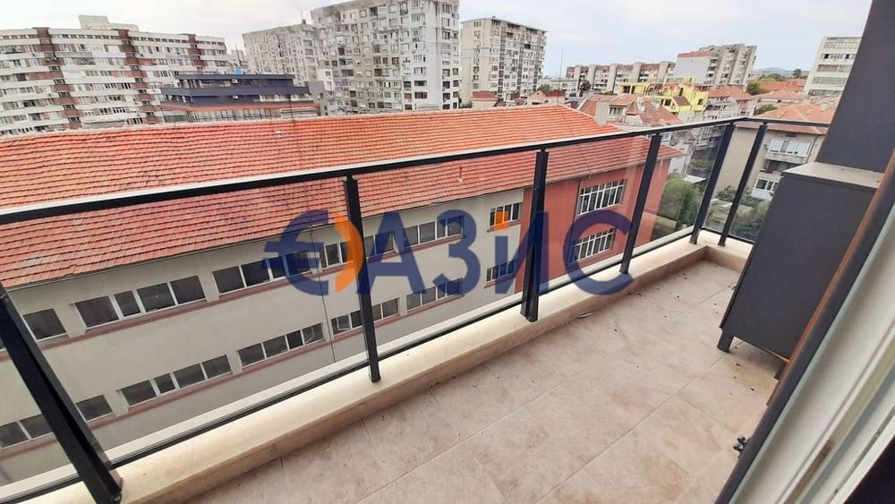 Продава се Двустаен апартамент в Бургас, Център - 74 кв.м за 1551 €/кв.м - Снимка #11