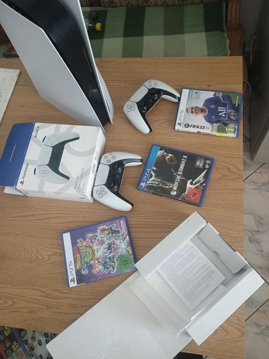 PS5 2 controlere 3 jocuri
