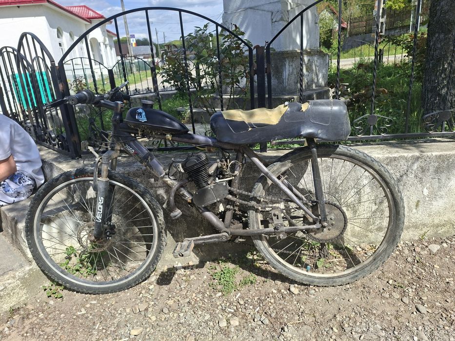 Scuter 100cc .....