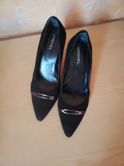 Продам туфли женские