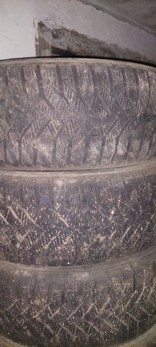 225/65/17 зимние Шины