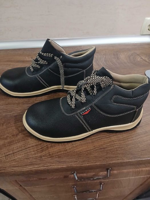 Мъжки обувки нови и използвани