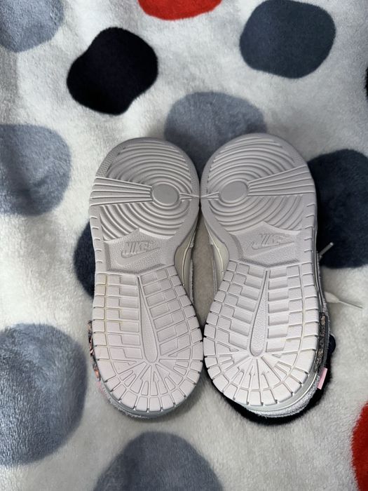 Off white lot 20