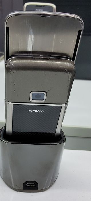 Nokia 8800 Art Carbone