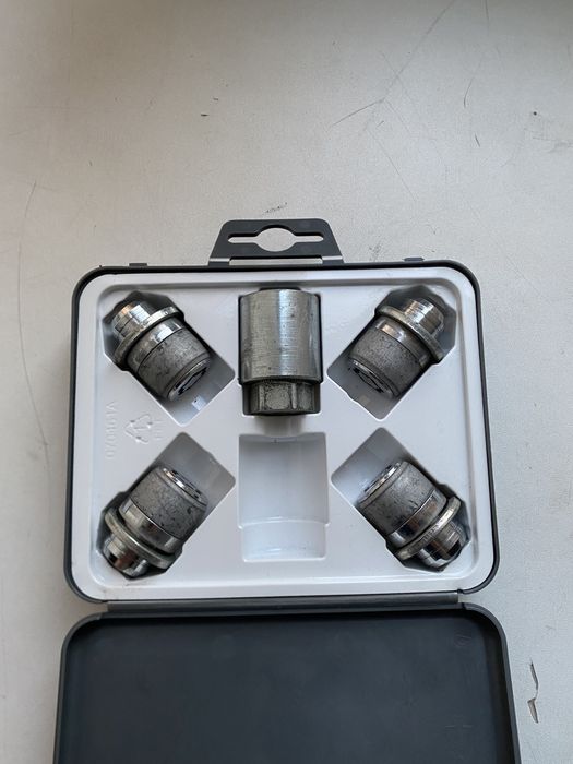 Секретки для Toyota-Lexus!