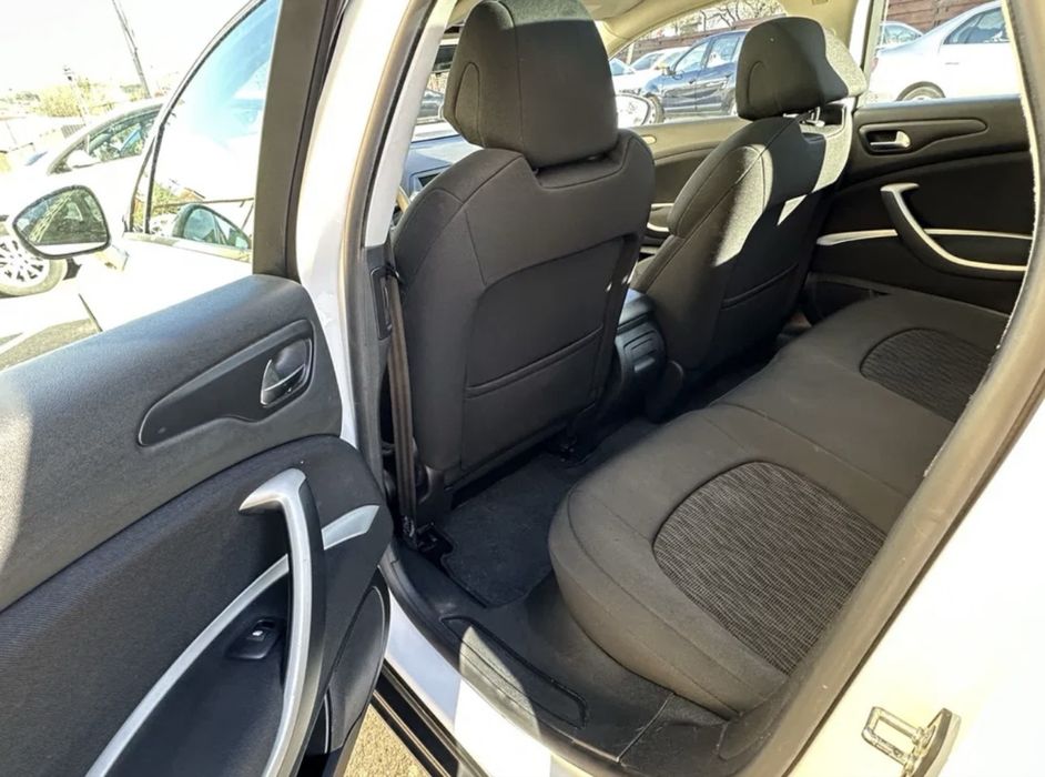 Vand sau Schimb cu duba autoutilitara