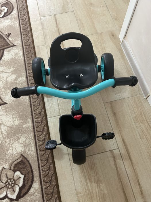 Продавам триколка