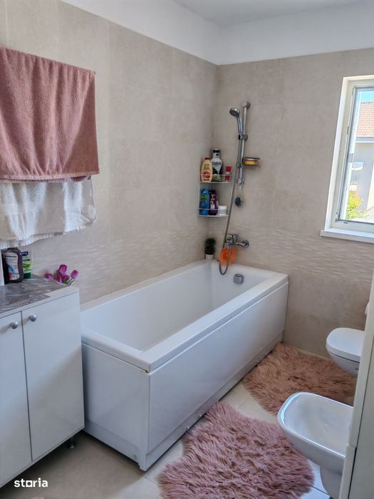 Vânzare Directa De La Proprietar, vând casă 4+1, Sânpetru