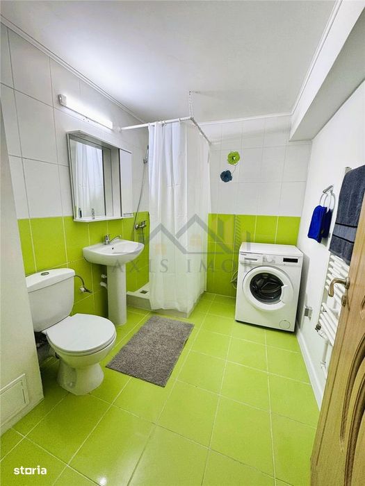 Garsoniera moderna si spatioasa zona Centru
