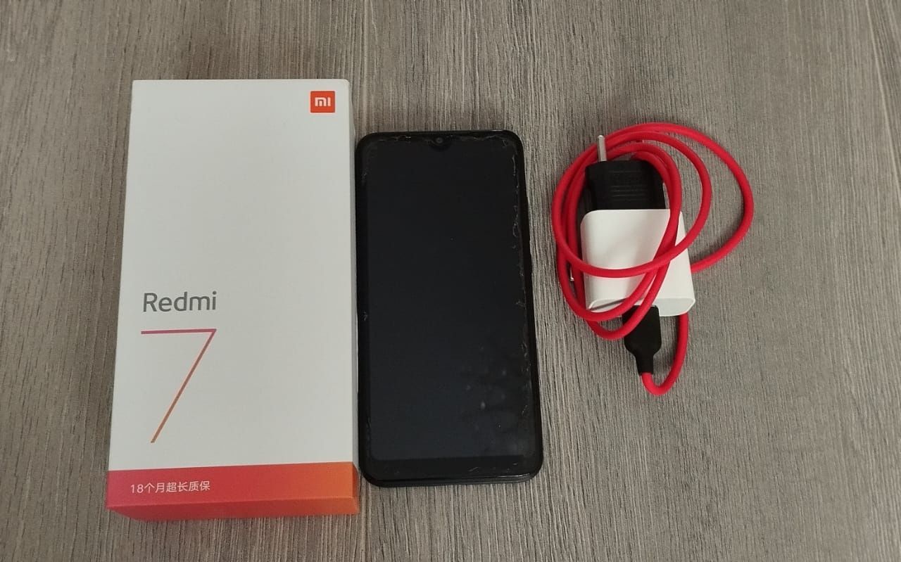 Продаю смартфон Xiaomi redmi 7: 20 000 тг. - Мобильные телефоны / смартфоны  Караганда на Olx