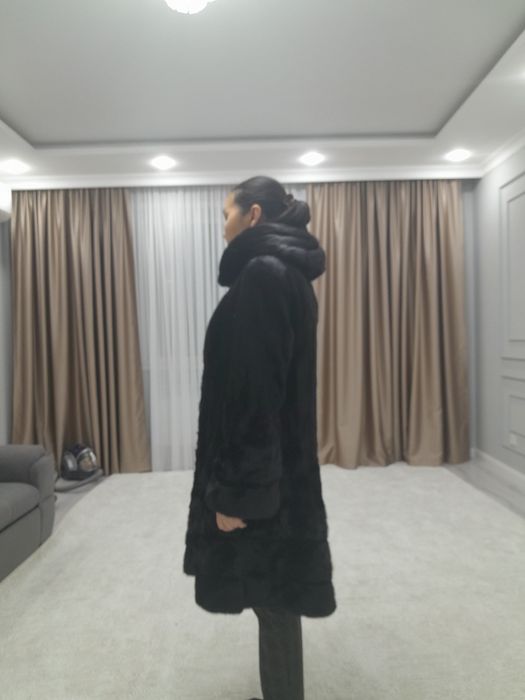 Шуба норковая б/у