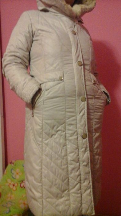 Продам пуховик в хорошем состоянии