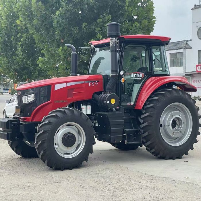 Трактор Yto 1204