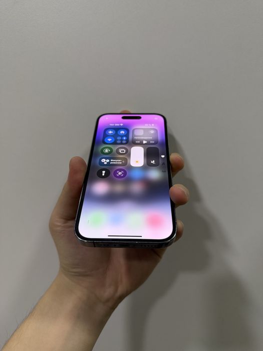 iPhone 14 pro.