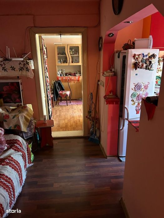 Apartament 2 camere cu balcon, etaj 3