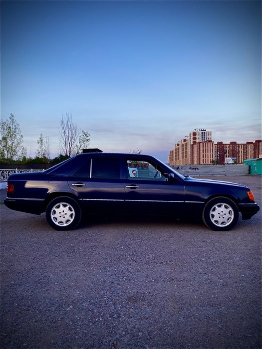 Продаю Mersedes e230