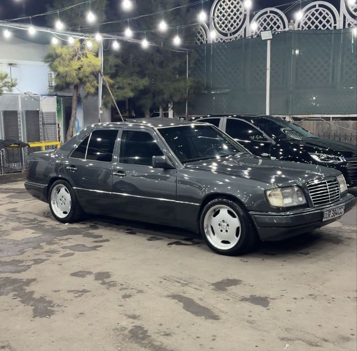 Mercedes Benz W124 Сотилади