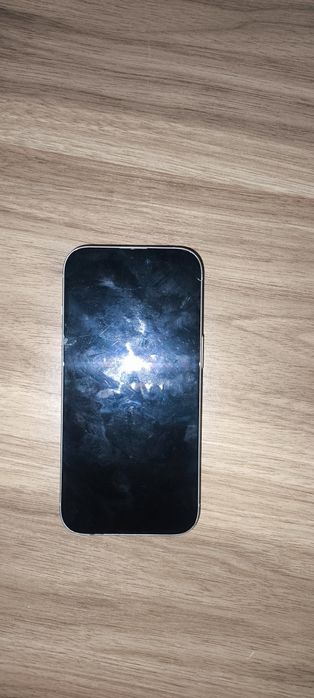 Продам айфон 15 на 128гб