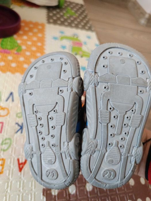 Пантофки за момче Колев и Колев