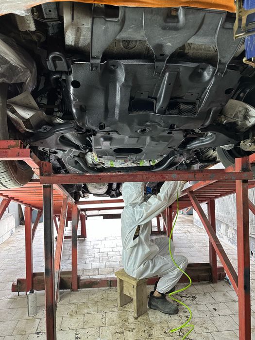 Мойка днища двигателя Антикоррозийная обработка днища шумоизоляция пдр