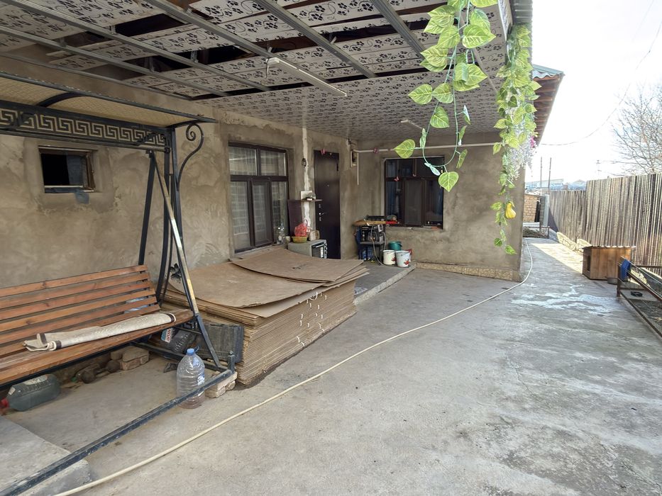 Продается 2 дома на одном участке!