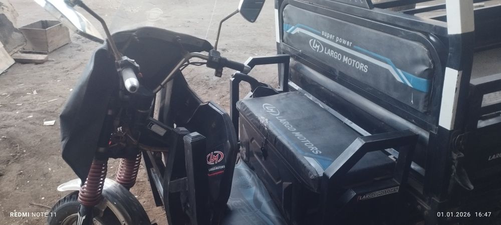 Скутер электро сотилади ҳолати янгидей ҳеч қанча юрмаган