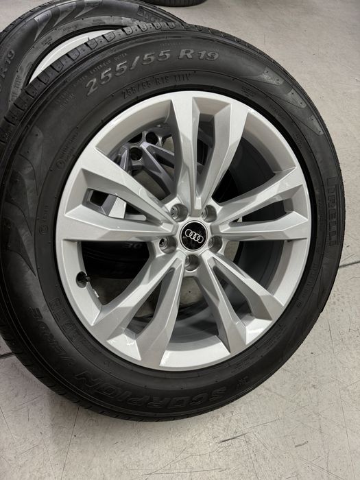 Jante Audi Q7 R19 SQ7 Originale Pirelli de vara AO 2023 99%