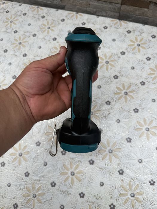 Акумулаторен безчетков винтоверт за гипсокартон Makita DFS452 18V