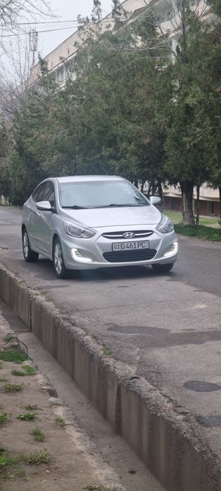 Hyundai Accent 2015 года