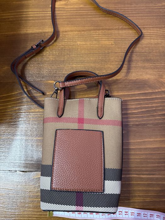 Мини чанта тип burberry
