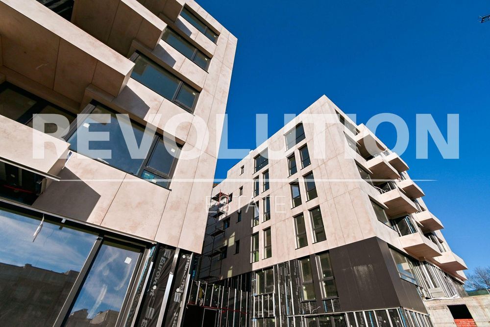 Двустаен апартамент в комплекс от две сгради С АКТ 14 в ж.к. Студентс