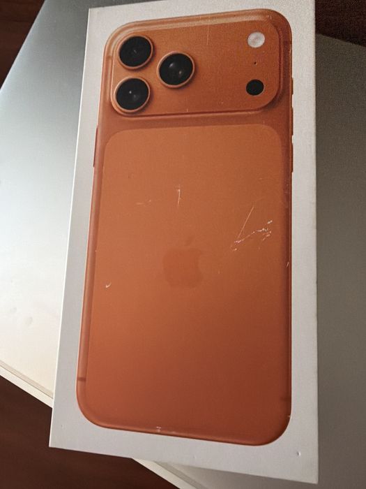 Iphone 17 pro max с гарантией