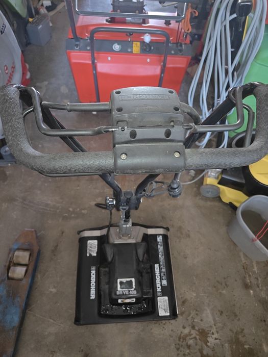 Mașini curățat mochete Karcher BR VS 400, Duplex și Cleanfix