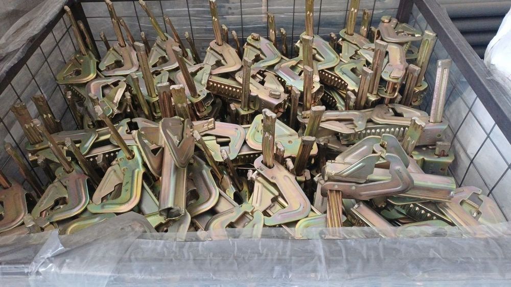 Замок клиновой,    Замок универсальный