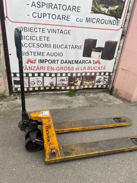 Transpalet manual cu ridicare hidraulica, 2500 kg  Delta PT.0.ST.2500