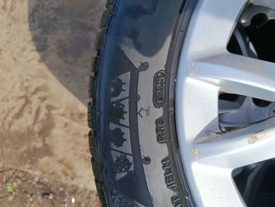 Genți aliaj 16 cu cauciucuri noi