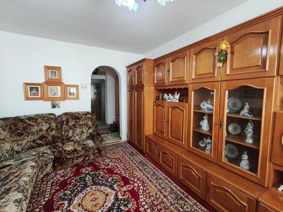 Apartament 2 camere de inchiriat - Piata Voievozilor