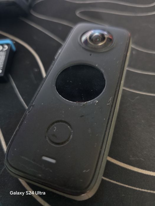 Продам insta 360 x2