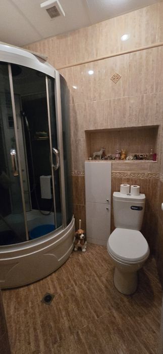 Продава 3-стаен апартамент, до Военна Академия