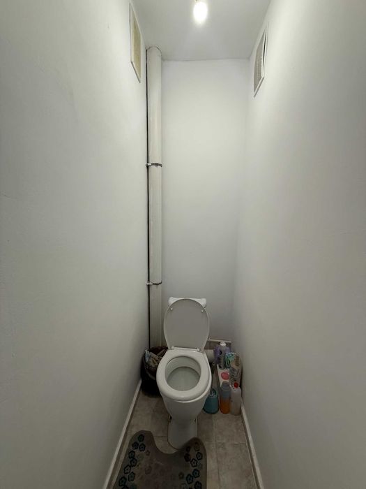 Продам 2 комнатную район Авиатор