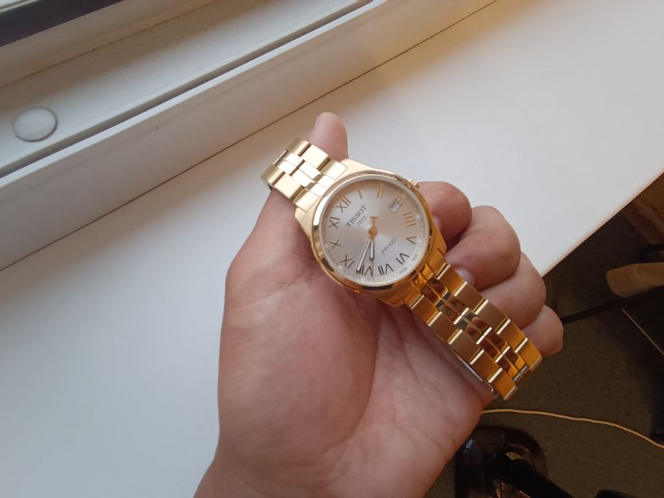 Срочно!! Tissot часы