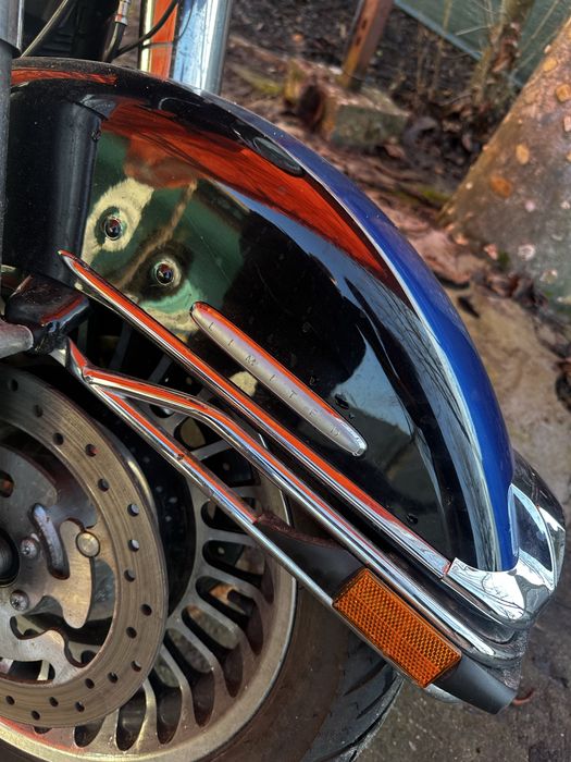 Motocicleta Harley-Davidson FLHTK limited edition