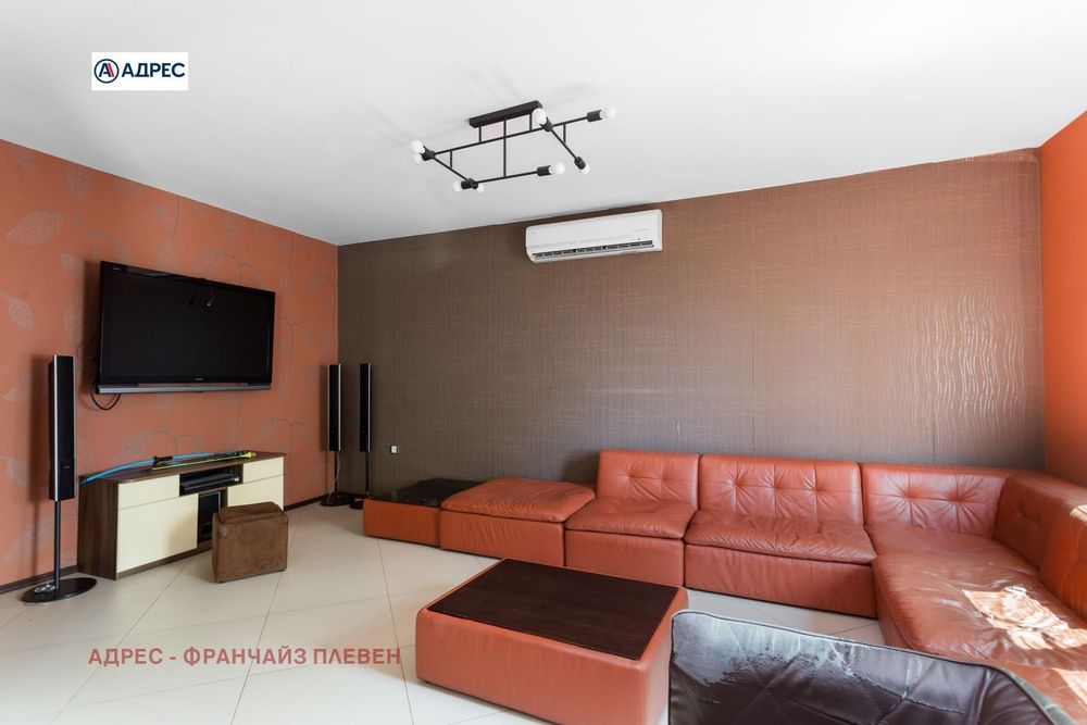 Къща в Плевен, област-с.Гривица площ 450 цена 439000